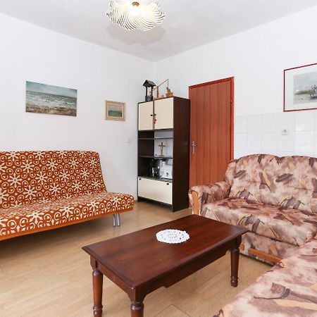 Holiday Home Marcelo-With Terrace Vinišće Εξωτερικό φωτογραφία