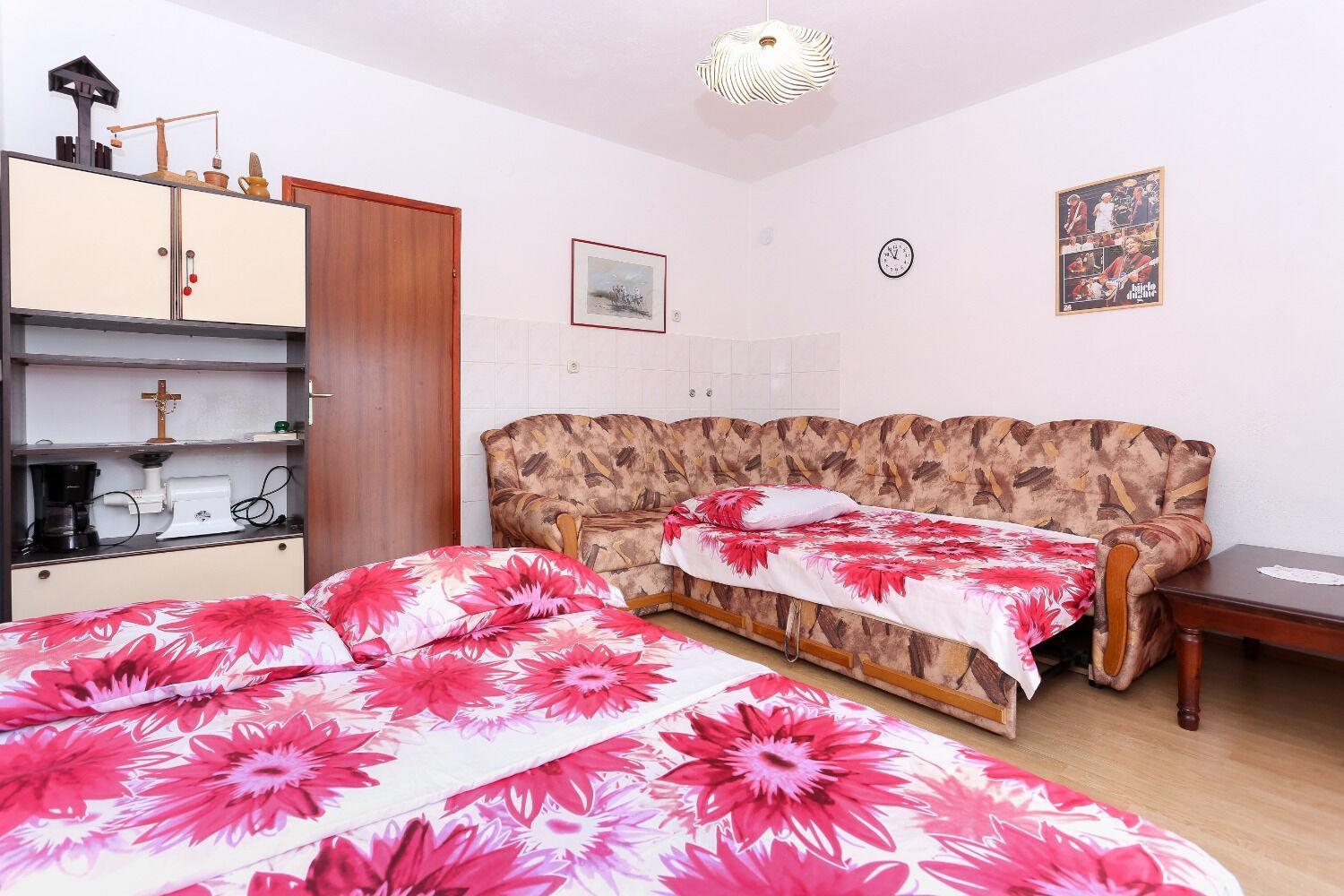 Holiday Home Marcelo-With Terrace Vinišće Εξωτερικό φωτογραφία