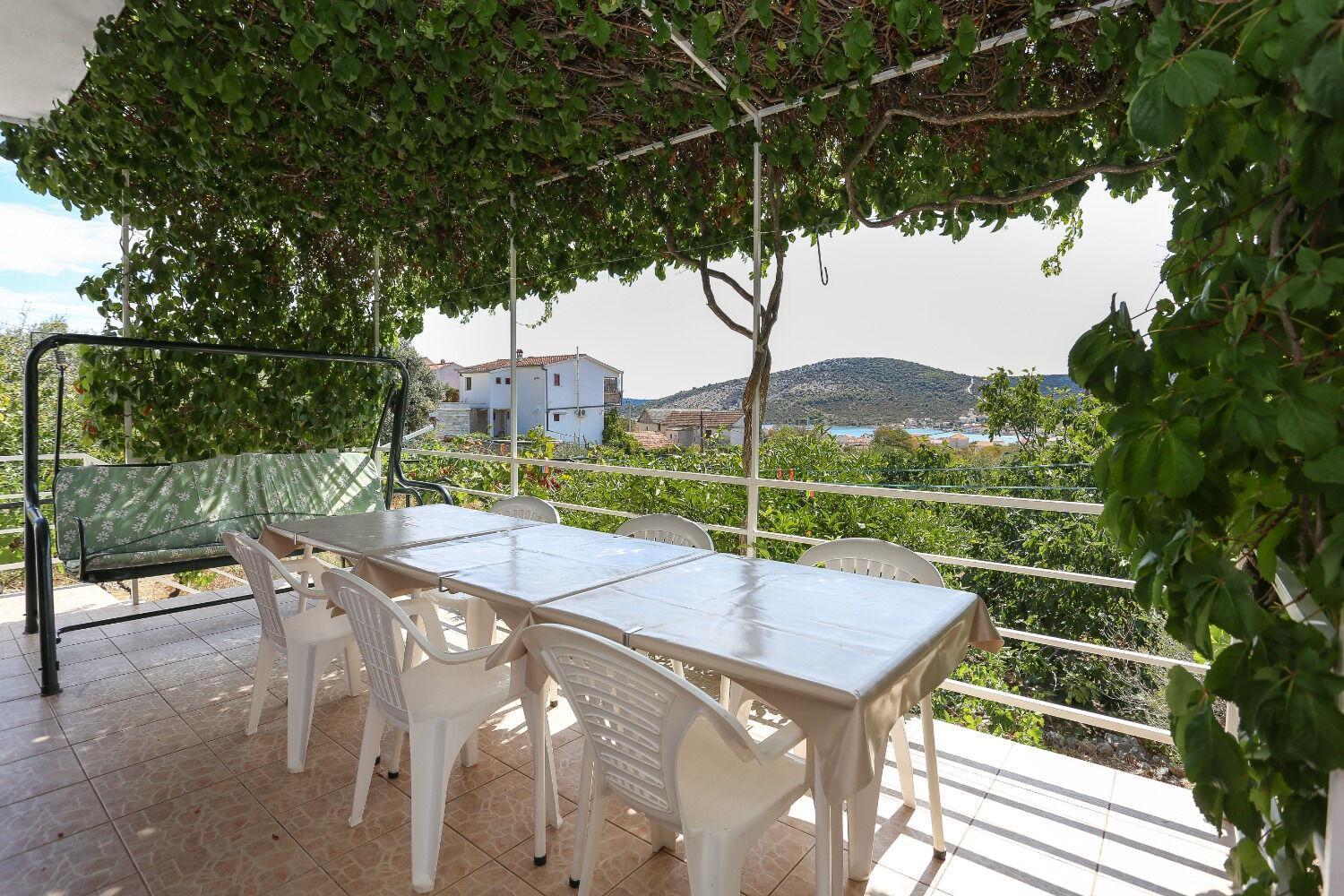 Holiday Home Marcelo-With Terrace Vinišće Εξωτερικό φωτογραφία